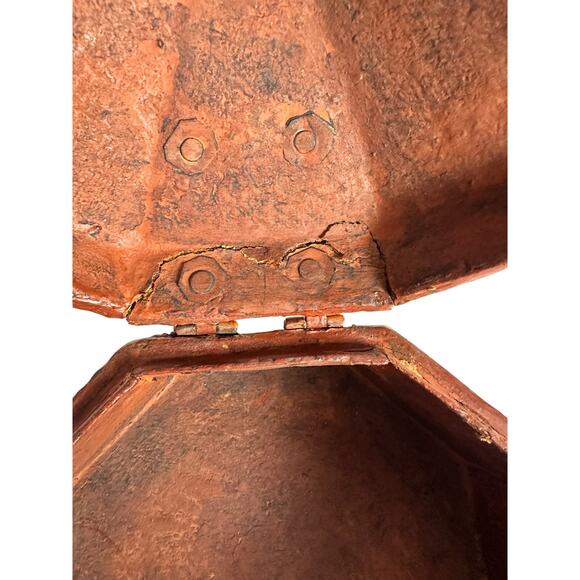 Asian Octagonal Large Papier-mâché  Lacquered Trinket Box with Latch-Unique! - Picture 9 of 10